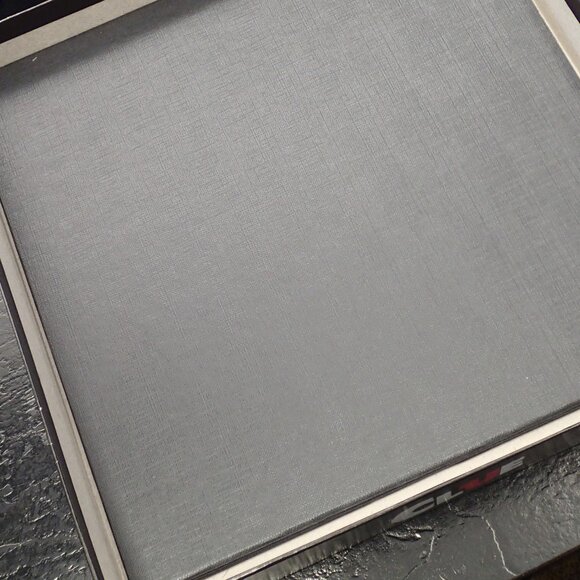 Hasbro The Classic Mystery Game CLUE - Picture 4 of 5